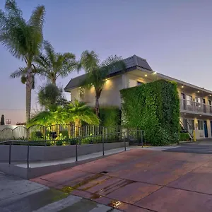6 ** Gardena