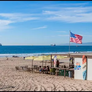 Amazing Location! Luxurious Cottage.ocean Views Manhattan Beach